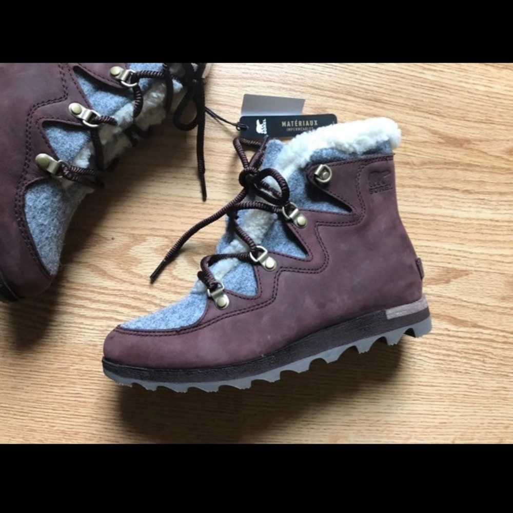Women’s Sorel boots NWT